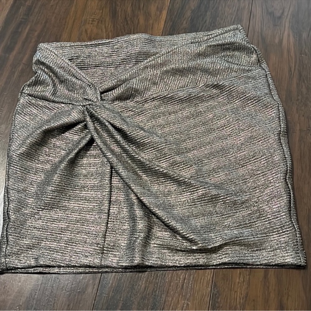 Elegant Metallic Silver Skirt! Worn once only - Picture 1 of 3